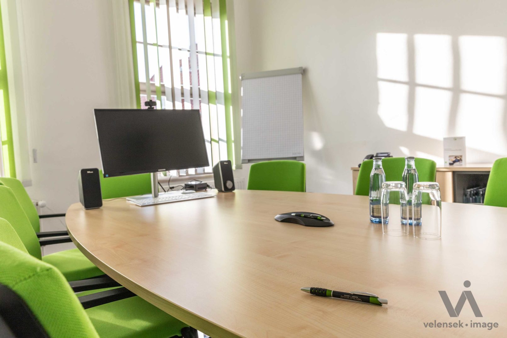 Gutjahr: Konferenzraum ©Velensek Image