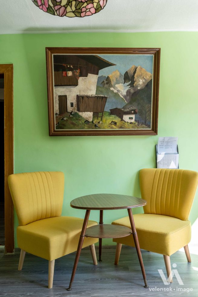 Sonntagshotel: Sitzecke ©Velensek Image